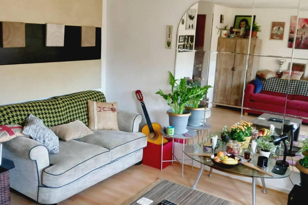 Lovely 2-bed In Battersea * Londra